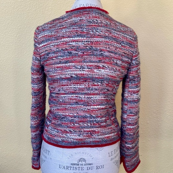 Carolina Herrera Red Tweed Collarless Jacket 
Size 2 EUC! - Picture 4 of 9